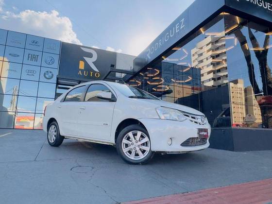 TOYOTA ETIOS 1.5 XLS SEDAN 16V FLEX 4P AUTOMÁTICO TOYOTA ETIOS 1.5 XLS SEDAN 16V FLEX 4P AUTOMÁTICO